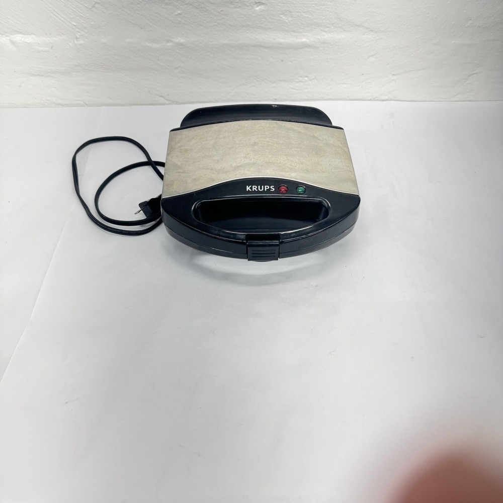 KRUPS 653 BELGIAN WAFFLE MAKER 2 SLICE CHROME NONSTICK STAINLESS STEEL - Tested!